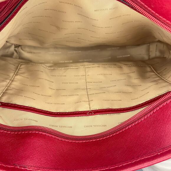 Michael Kors Red Jet Set Large Zip Tote -  Saffiano Leather w/ Dustbag - Picture 6 of 13